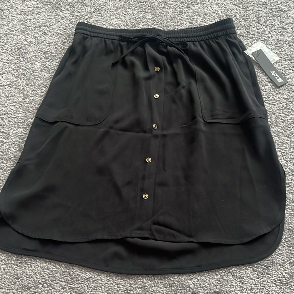 NWT APT 9 Black Skirt with Buttons and Pockets